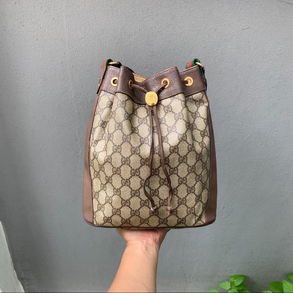 Gucci Handbags - 🌷 Gucci Vintage Bucket Bag 🌷